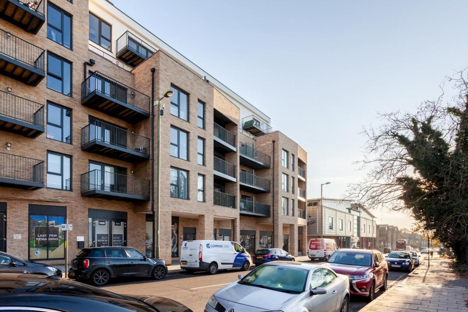 Classy Cricklewood Home London Exteriör bild